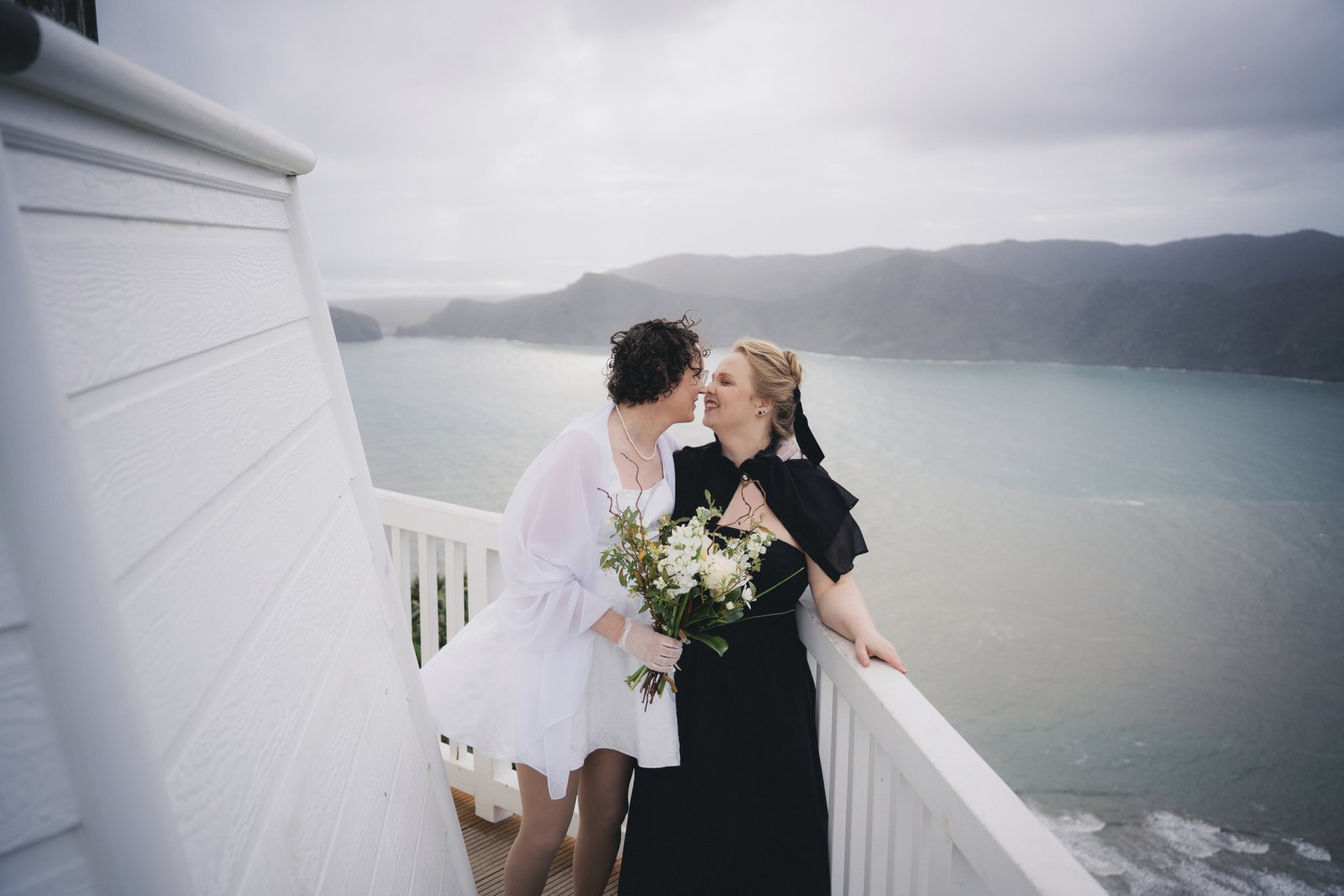 Elopement wedding at Manukau Head Lighthouse